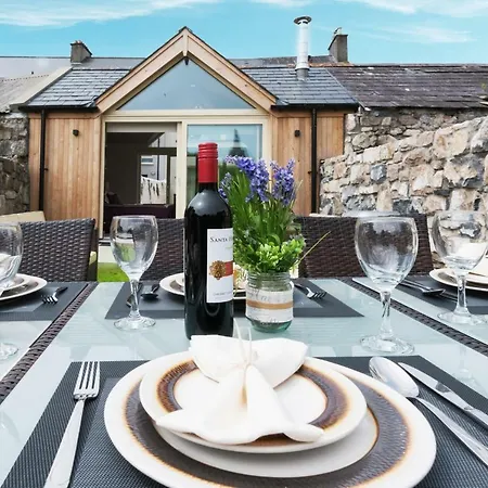 Riverfront Island Luxury House - City Center Location * Galway