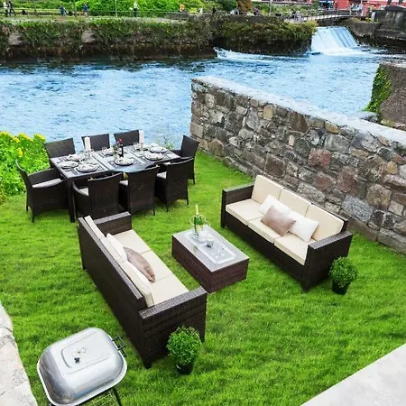 Feriehus Riverfront Island Luxury House - City Center Location *